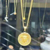 پلاک زنجیر ورساچه