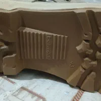 پوتین خاکی بهمن|کیف، کفش، کمربند|مسجد سلیمان, |دیوار