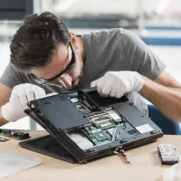 نصب ویندوز و تعمیر کامپیوتر در محل کرمان