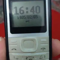 گوشی نوکیا ۱۲۰۰ همراه با یک باطری اضافه کلکسیونی