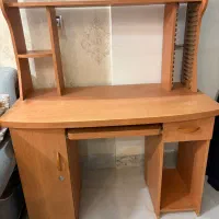 میز کامپیوتر