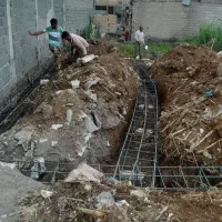 بنایی سیمانکاری  تخریب بتن ریزی پی کنی حمل اساس|خدمات پیشه و مهارت|رشت, یخسازی|دیوار