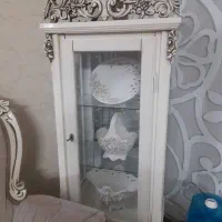 گنجه با وسایل داخلش