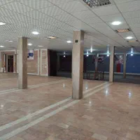 مغازه ۷۰۰ متری /خیابان خواجو /بلوارفردوسی/نشاط|اجارهٔ مغازه و غرفه|کرمان, |دیوار