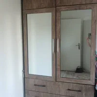 کمد لباس کشو دار