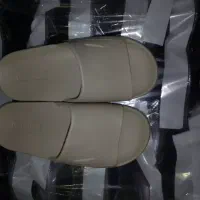 دمپایی درجه 2|کیف، کفش، کمربند|قم, پشت انبار نفت|دیوار