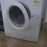 یک عدد ماشین لباسشویی بوش آلمان ۷کیلویی درحد نو