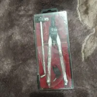 وسایل نقشه کشی خط کش تی و پرگار مهندسی و ...