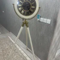 ساعت ایستاده