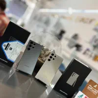 گوشی سامسونگ s24 Ultra خیلی در حد نو بدون نقطه