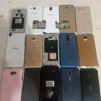 تعدادی گوشی اوراقی (فروش فقط یکجا)