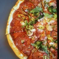 استخدام پیتزا زن