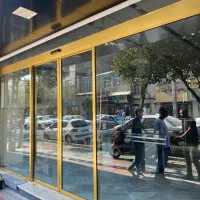 شیشه سکوریت در بهای اتوماتیک پارتیشن شیشه ای