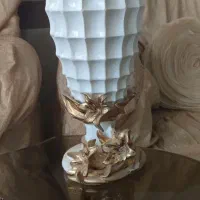 گلدان پلی استر ، رنگ سفید ، دکوری