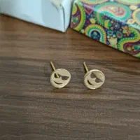 گوشواره میخی