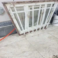 پنجره پی وی سی دو جداره