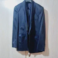 کت و شلوار مردانه|لباس|اندیشه, اندیشه فاز ۱|دیوار