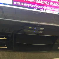 میز تلوزیون شیشه ای