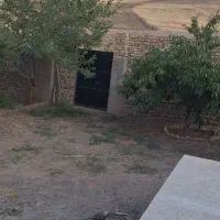 باغچه ویلا به همراه زمین کشاورزی