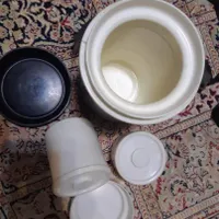 ظرف نگهدارنده غذا..