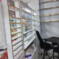 ویترین مغازه