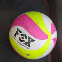 توپ والیبال