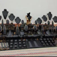 طراحی و اجرای انواع ویترین طلاو جواهر فروشی