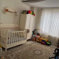 تخت خواب و کمد لباس کودک در حد نونو برای سیسمونی|تخت و صندلی بچه|تهران, ستارخان|دیوار