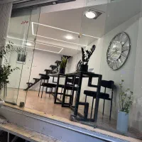 اجاره ۷۰متر تجاری خیابان دانشگاه در دو طبقه