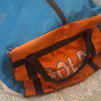 کیف گمشده|اشیا|اصفهان, قهجاورستان|دیوار