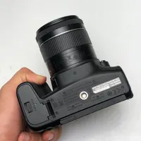 دوربین عکاسی Canon 850D lenz 18--55|دوربین عکاسی و فیلم‌برداری|اصفهان, خرم|دیوار