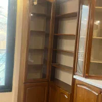 دکوری ویترین چوب گردو