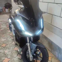 اسکوتر کبیرadv150 خشک درحد صفر
