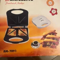 ساندویج ساز BM Satellite مدل BM-7091 سالم و تمیز