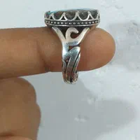 انگشتر فیروزه نیشابور و عقیق کبود یمنی