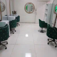 اجاره میز ناخن و اجاره صندلی رنگ و کراتین|خدمات آرایشگری و زیبایی|تهران, دهقان|دیوار