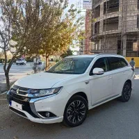 میتسوبیشی اوتلندر|خودرو سواری و وانت|قم, زنبیل آباد|دیوار