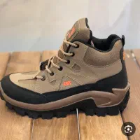 انواع پوتین کوهنوردی فقط 500هزار تومان|کیف، کفش، کمربند|جوانرود, |دیوار