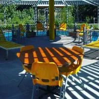 اجاره ویلا 2200 متری لب اب باغبهادران|اجارهٔ خانه و ویلا|باغ بهادران, |دیوار