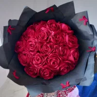 دسته گل روبانی زرشکی