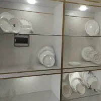 ویترین تمام ام دی آف با هالوژن مناسب برای هر شغل