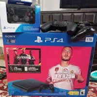 ps4 slim 1tera سه دسته کپی خور