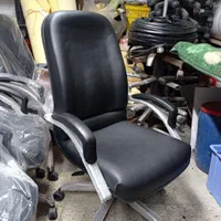 انواع صندلی انتظار و گردان