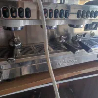 کلیه وسایل کافه شامل تلویزیون ال ای دی ۴۳اینچ