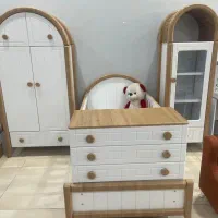 تخت نوزاد و نوجوان