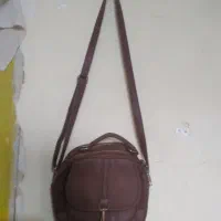 کیف شانه ای کوچک چرم زنانه قهوه‌ای