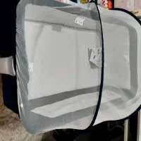 تخت کنارمادر