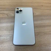 ایفون ۱۱ و xs max