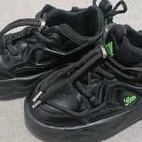 کفش اسپرت بچگانه|کفش و لباس بچه|بروجرد, |دیوار