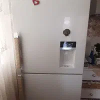 تعمیر یخچال. خانگی. فروشگاهی باضمانت.